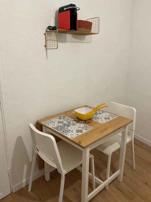 Appartement Hyper Centre Climatise Σαλόν-ντε-Προβάνς Εξωτερικό φωτογραφία